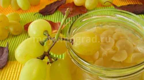 При процессе брожения необходимо обеспечить выход углекислого газа из емкости