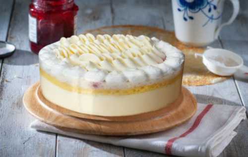 Взбиваем до густой крепкой пены