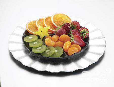 Для этого нужно убрать водный затвор и слить полтора литра состава в чистую посуду и растворить в нем необходимое количество сахара