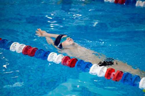 Обучение плаванию взрослых: как происходит процесс