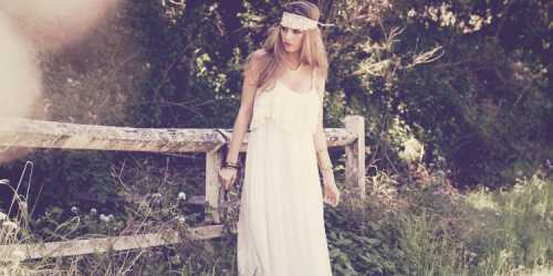 Богемный стиль одежды отличается от одежды хиппи или цыганских костюмов своей шикарностью