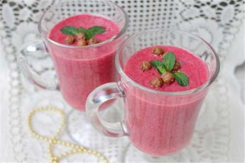 Ингредиенты печенье песочное гтворог гмасло сливочное гягоды вишни гсахар гжелатин гсливки гкорица чл