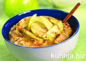 Рисовая каша с тыквой, курагой и изюмом в мультиварке