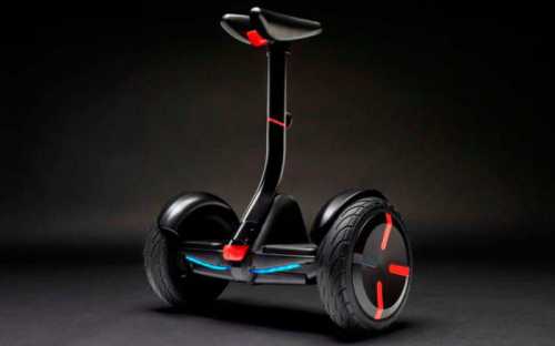 Хорошо подойдет универмаг или любой другой магазин, можно попробовать и дома