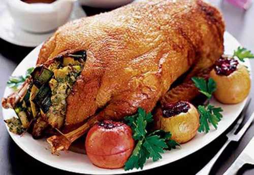 Несколько способов приготовления гуся с яблоками