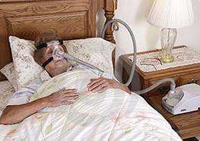 При этом проводят инсулино терапию и контролируют уровень сахара