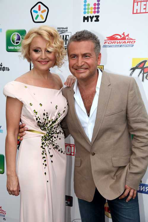 Как обращаются друг к другу Варум и Агутин