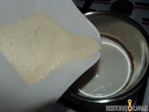 Оставив посуду с содержимым при комнатной температуре, следует приступить к подготовке молока