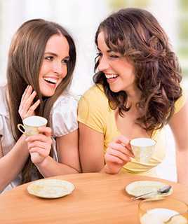 Но если на эту ситуацию посмотреть с другой стороны, то не всегда понятно, можно ли назвать женщину, которая вам постоянно завидует, подругой