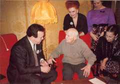 Особенно широкое распространение слухитакого рода приобретают в ситуациях сложных социальных и политических реформ, смены власти или общественного устройствав целом