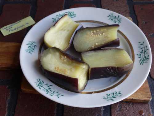 Баклажаны с помидорами