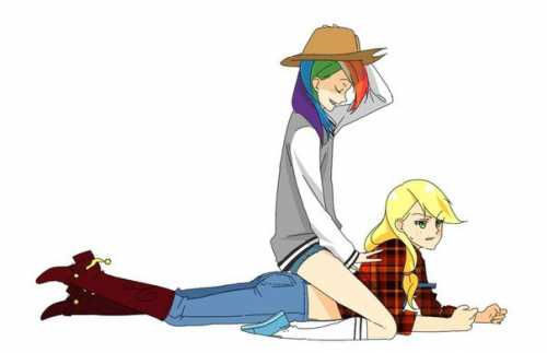 Мысленно сформулируй то, что головушку твою беспокоит, да выбери пяток рун из россыпи волшебной