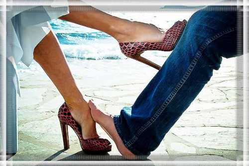 Их раздражают женщины, которые болтают всякую бессмыслицу и не могут ничего высказать в защиту своего взгляда на вещи