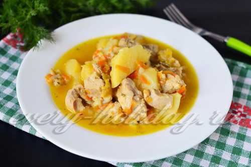 Тушеная картошка с курицей