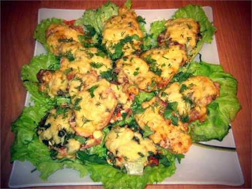 Я, например, очень люблю куриное мясо пофранцузски с твердым сыром в духовке