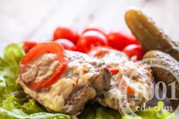 Рецепты куриных отбивных с помидорами и сыром,