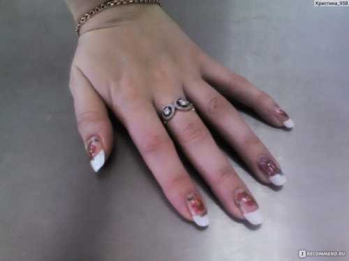 Укрепление ногтей шелком позволяет сохранить маникюр