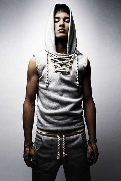 Тонкости ношения джинсов весной